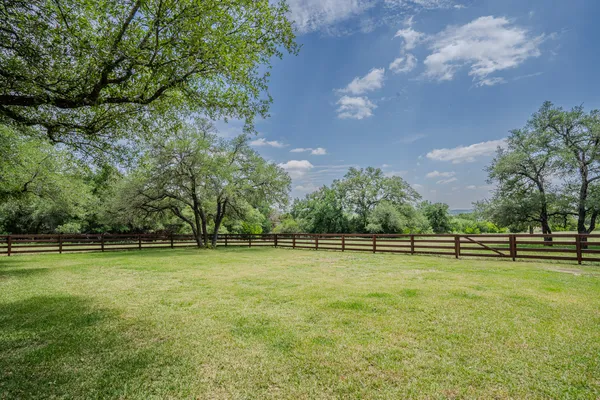 $6,800 | 23923 Tres Coronas Road, Spicewood, TX 78669