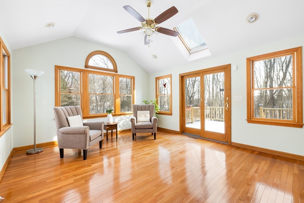 146 East Union Street Ashland, MA 01721 - Photo 11 of 41