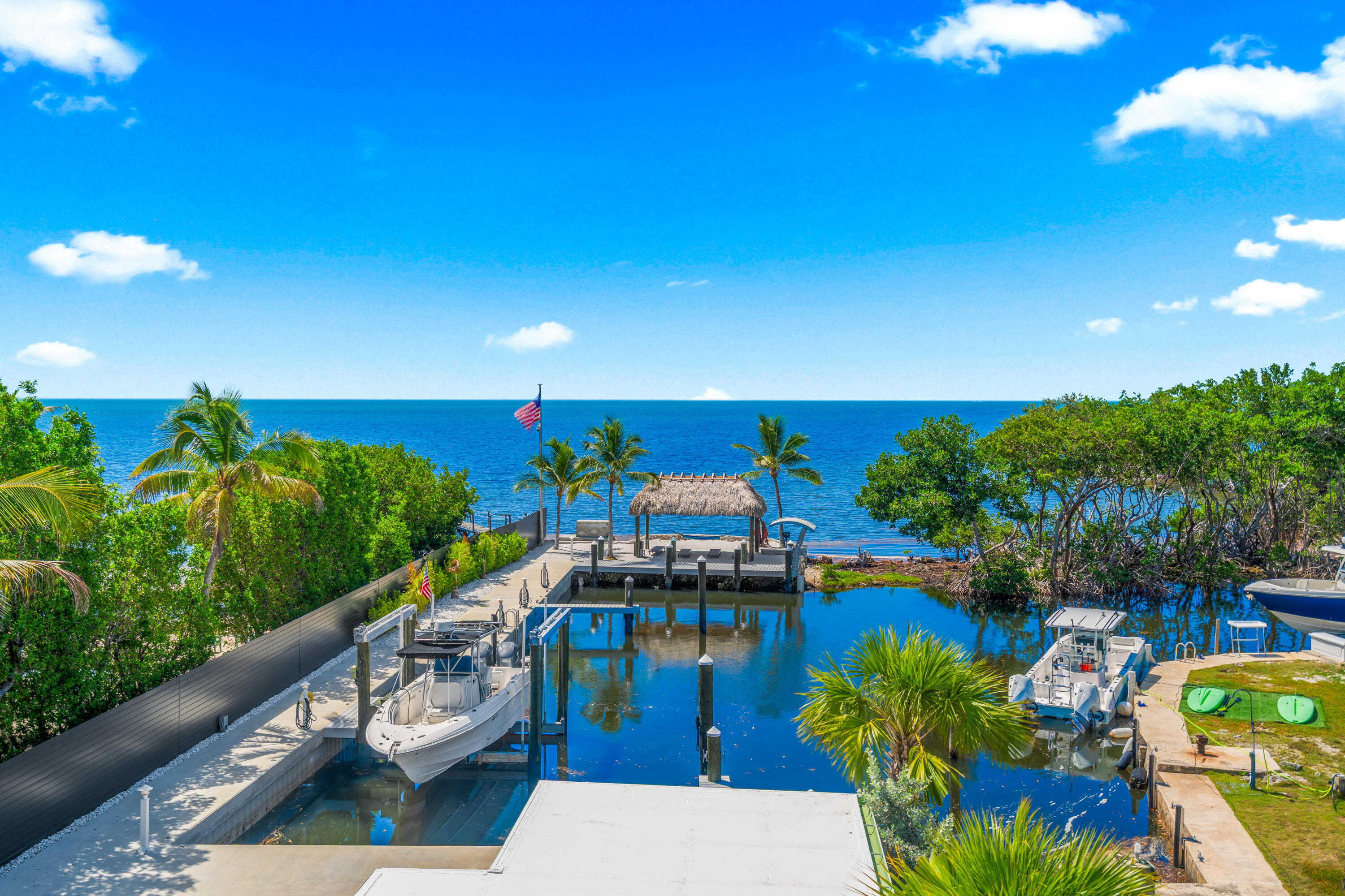 16 Seaside Avenue Key Largo, FL 33037 - Photo 19 of 118 2026_06_19 16 SEASIDE AVE KELSEY-78