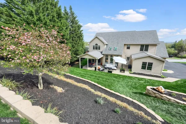$589,900 | 2252 Spangler Circle, York, PA 17406