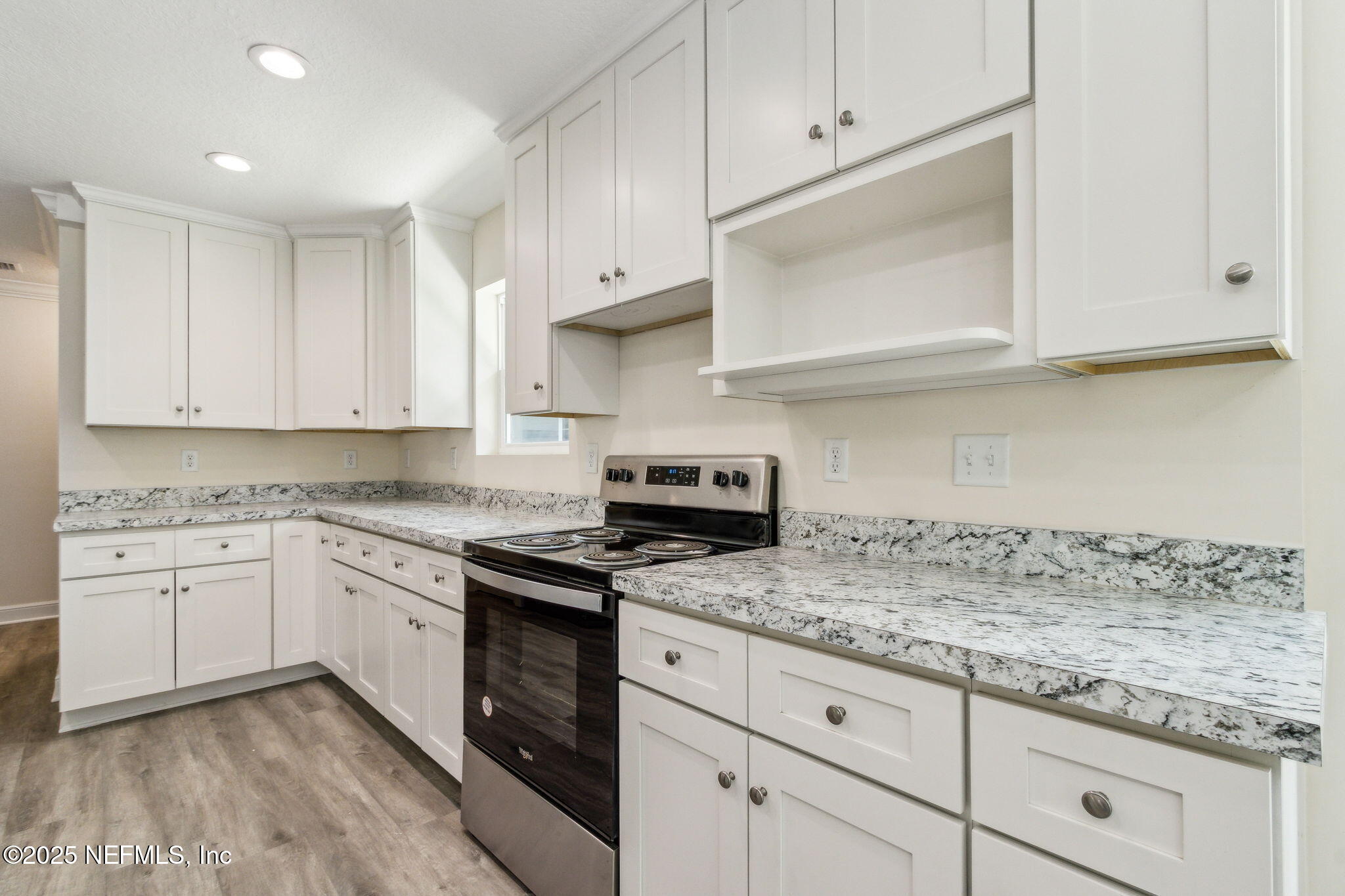 470 Winter Street Jacksonville, FL 32254 - Photo 14 of 31 15-web-or-mls-10_470 Winter St