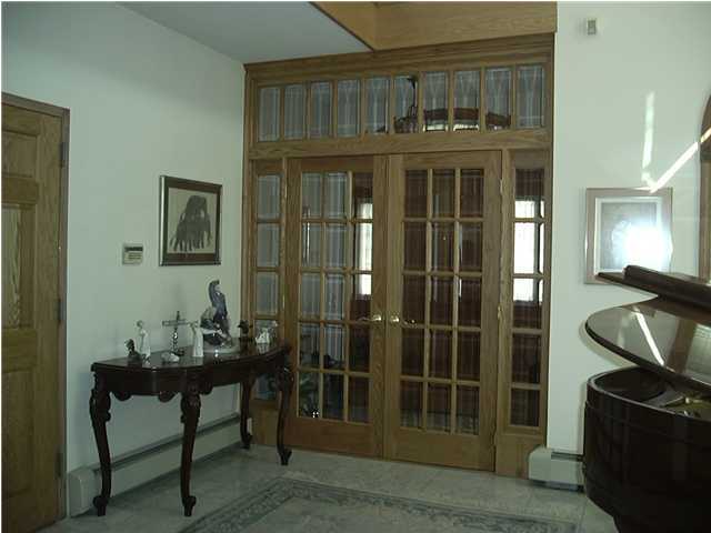 674 West Fingerboard Road Staten Island, NY 10305 - Photo 2 of 9 Additional Photo