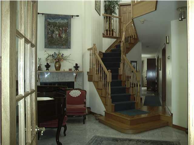 674 West Fingerboard Road Staten Island, NY 10305 - Photo 6 of 9 Additional Photo