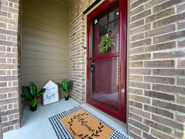 $2,400 | 6701 Paseo San Lucas Lane, Austin, TX 78744