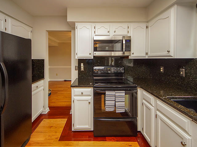 167 Winding Rock Road Goose Creek, SC 29445 - Photo 9 of 33 Smooth Top Stove
