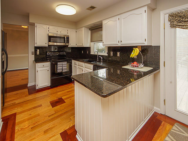 167 Winding Rock Road Goose Creek, SC 29445 - Photo 10 of 33 Breakfast Bar
