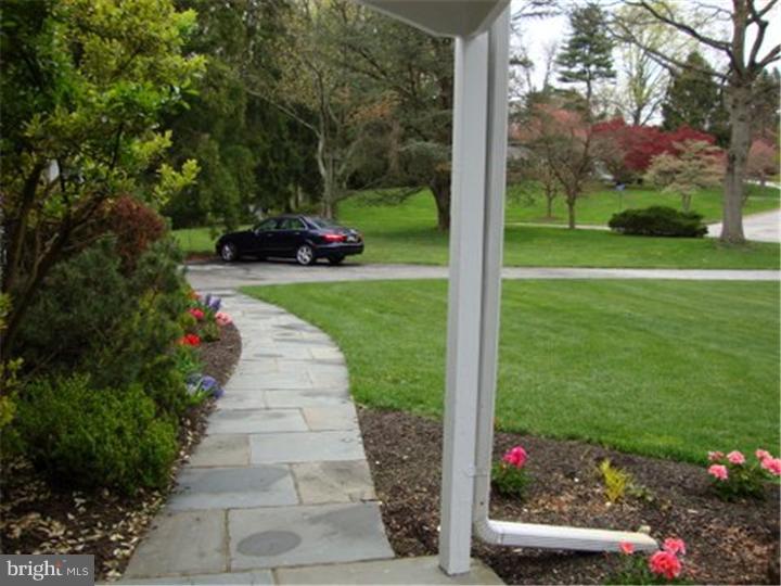 709 Hamilton Road Bryn Mawr, PA 19010 - Photo 5 of 18 View from Front Door