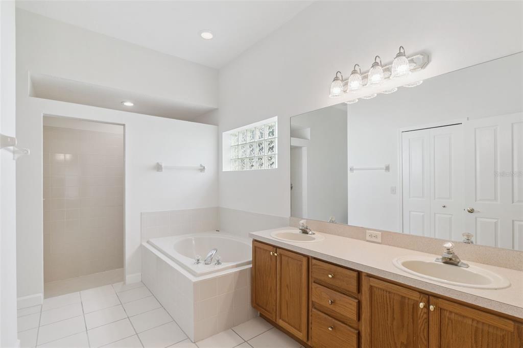 1094 Golf Point Loop Apopka, FL 32712 - Photo 19 of 30