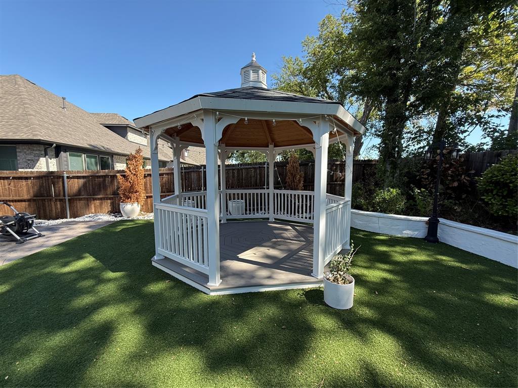 5212 Troupe Road McKinney, TX 75071 - Photo 20 of 40 a front view of a house with garden