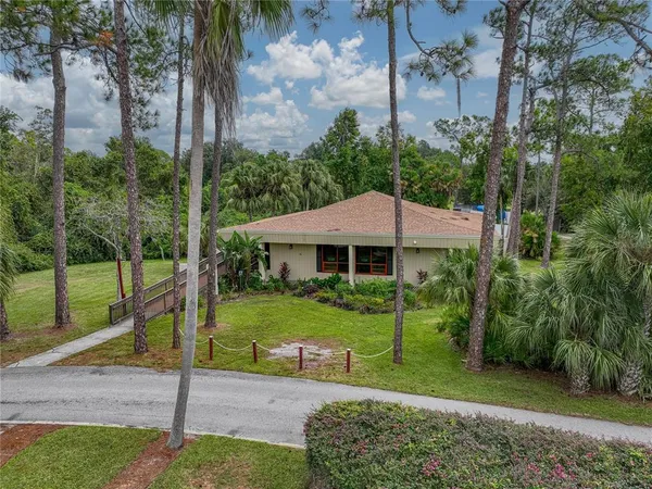 $149,900 | 200 El Camino Drive, Unit 101, Winter Haven, FL 33884