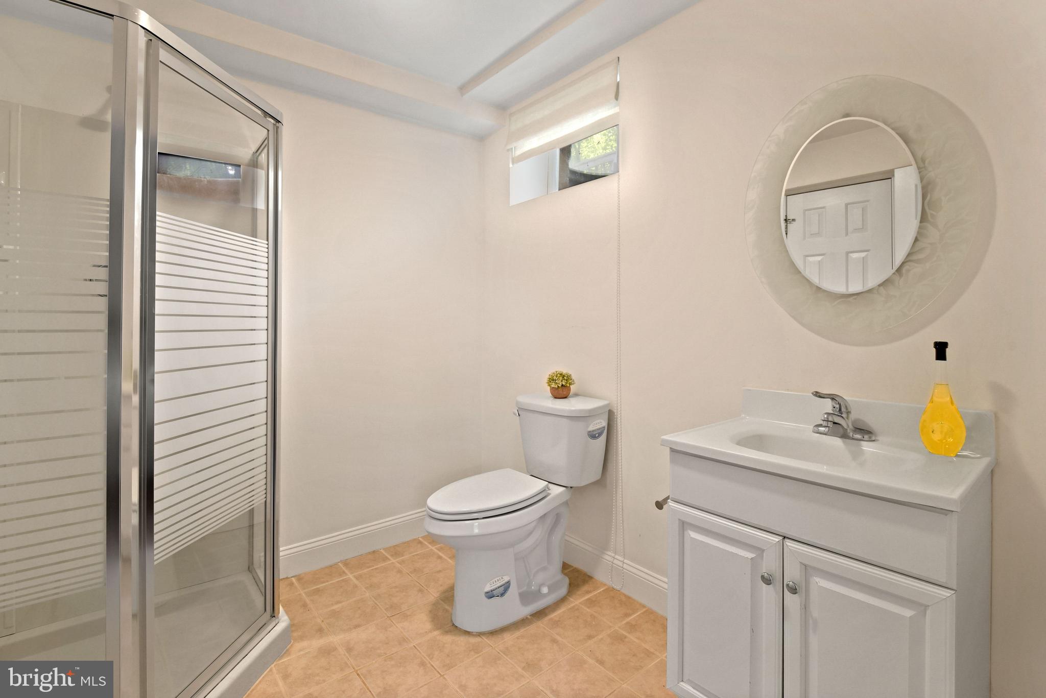 902 Ridge Drive McLean, VA 22101 - Photo 30 of 41 Lower Level Bathroom