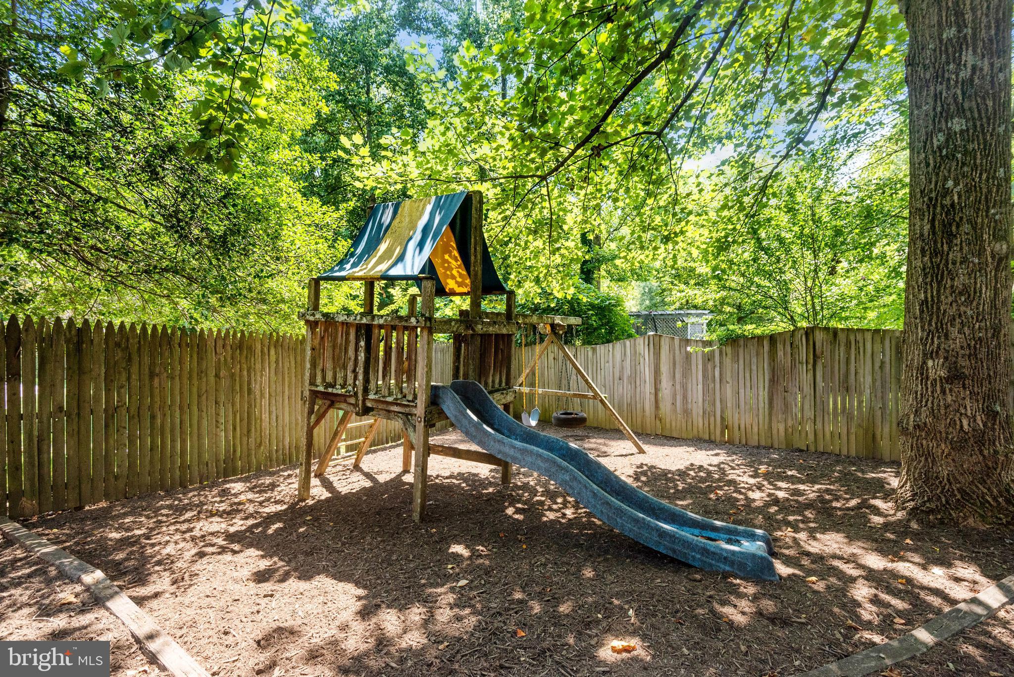 902 Ridge Drive McLean, VA 22101 - Photo 36 of 41 Gallery Image 36