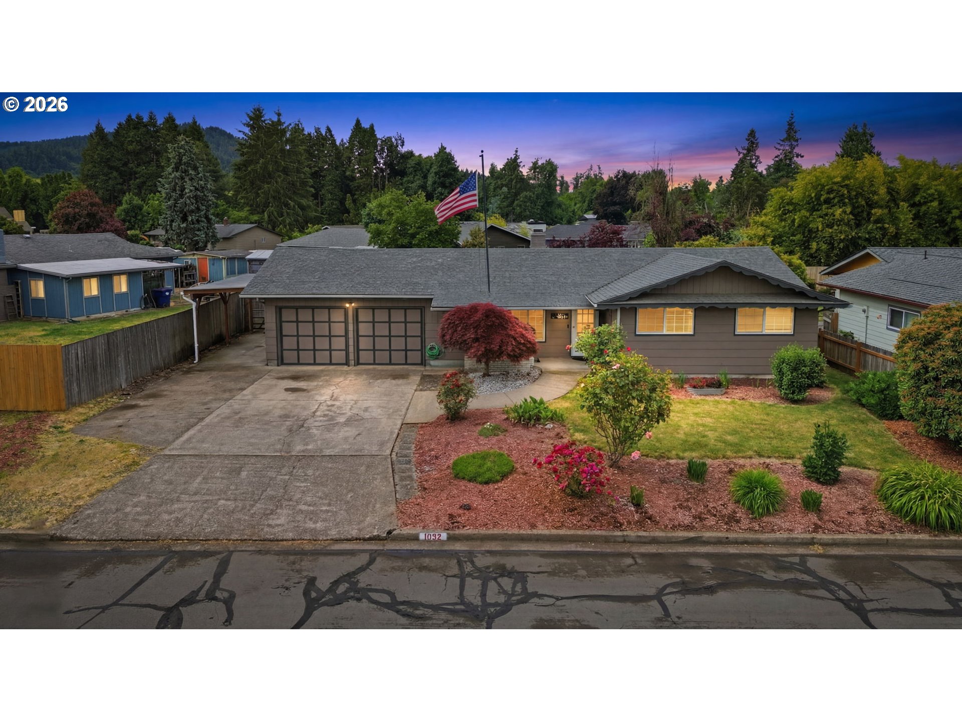 1082 Dondea Street Springfield, OR 97478 - Photo 34 of 35