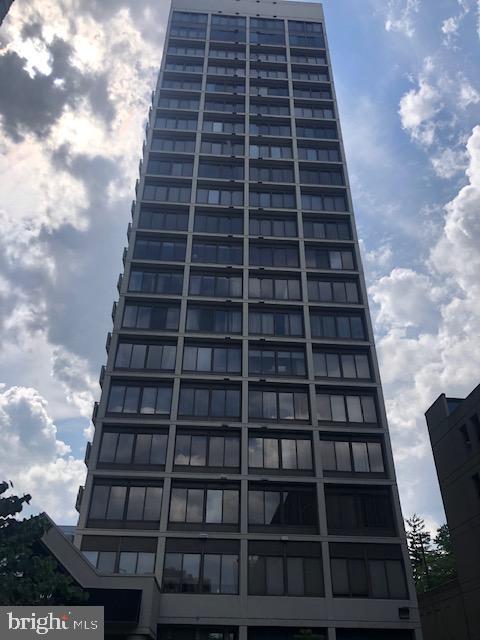 2001 Hamilton Street, Unit 927 Philadelphia, PA 19130 - Photo 2 of 29