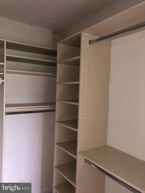 2001 Hamilton Street, Unit 927 Philadelphia, PA 19130 - Photo 17 of 29