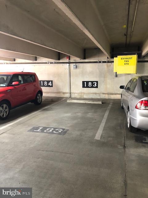 2001 Hamilton Street, Unit 927 Philadelphia, PA 19130 - Photo 22 of 29