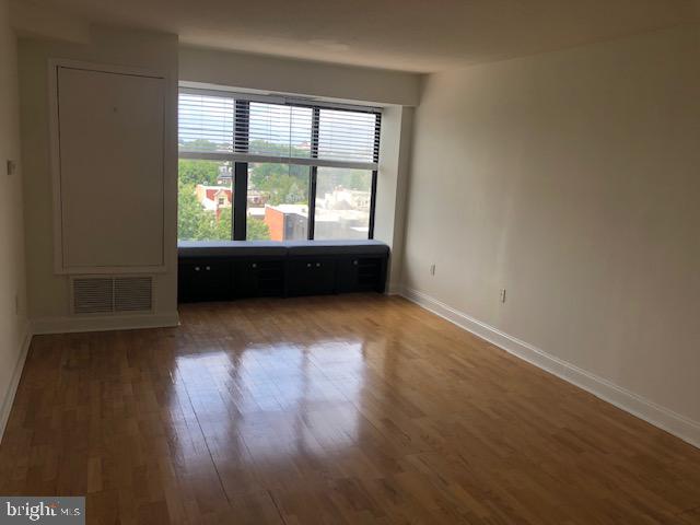 2001 Hamilton Street, Unit 927 Philadelphia, PA 19130 - Photo 5 of 29