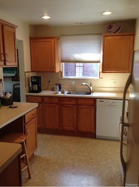 5735 Devonshire Road Detroit, MI 48224 - Photo 7 of 20 7.PNG