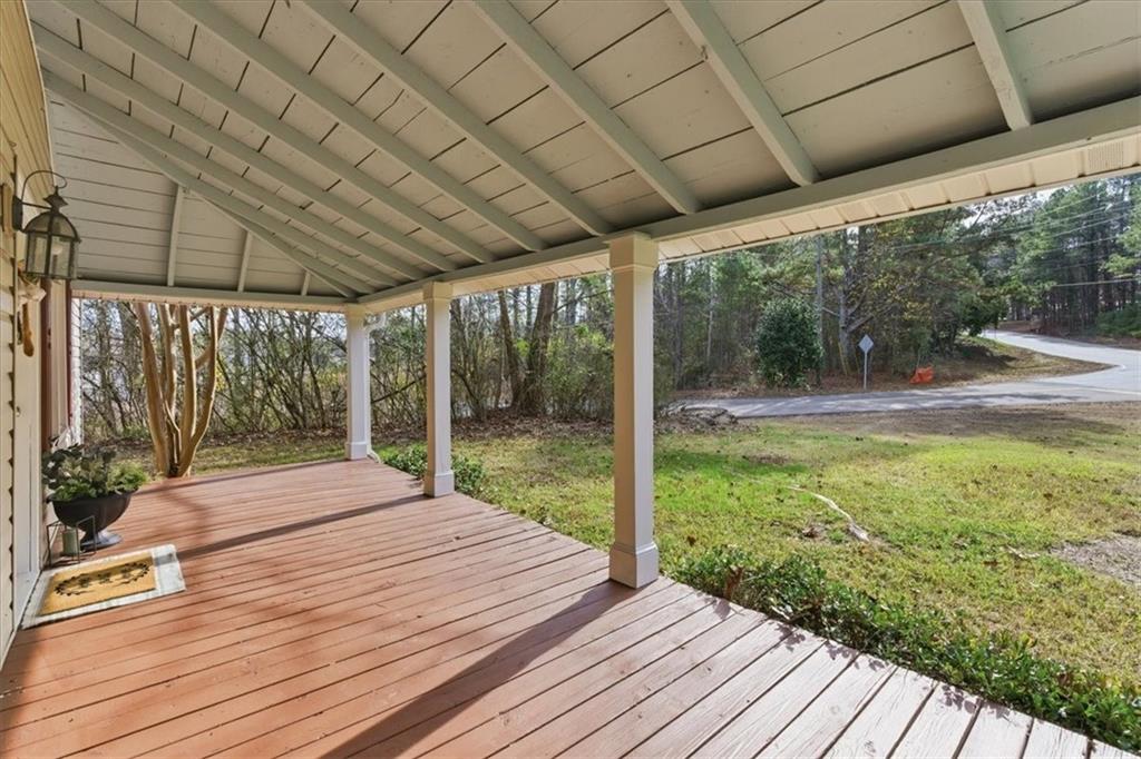 344 Colbert Road Dallas, GA 30132 - Photo 3 of 29