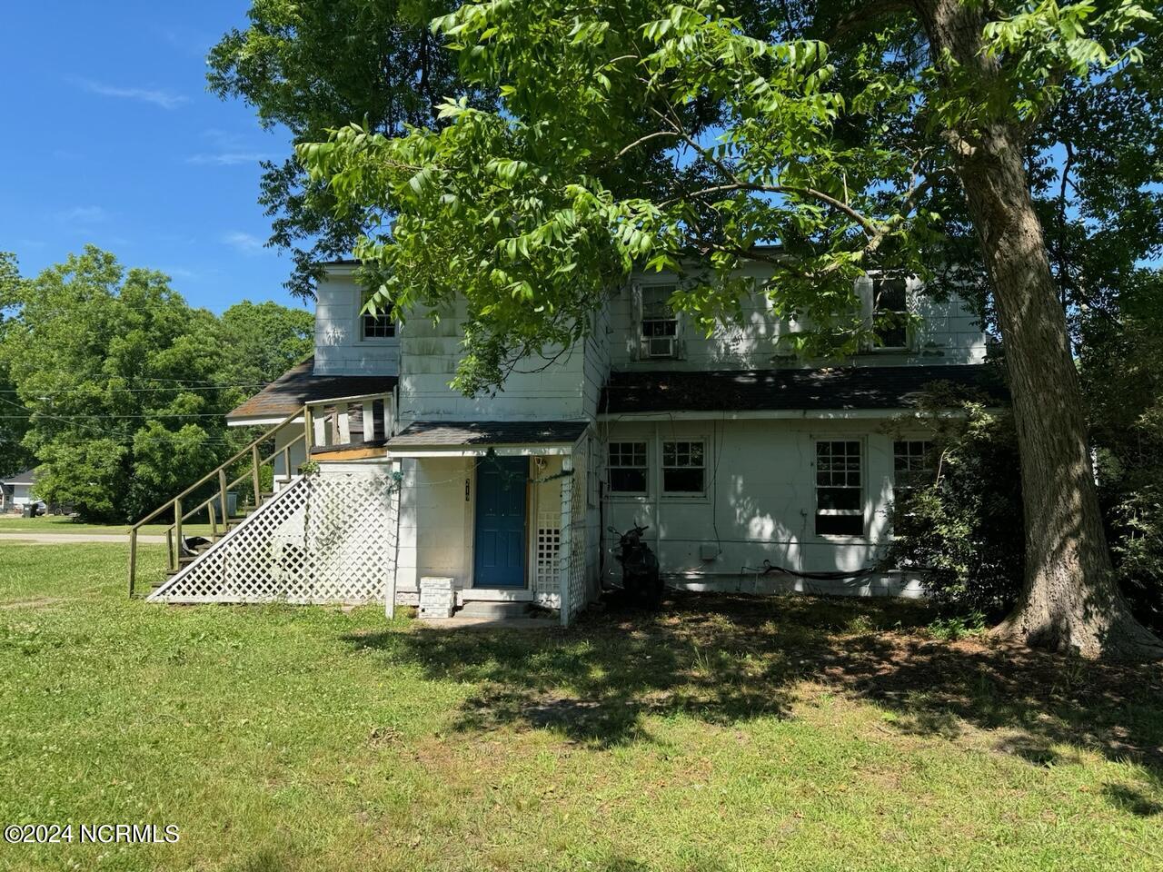 219 E Plank Road, Warsaw, NC 28398