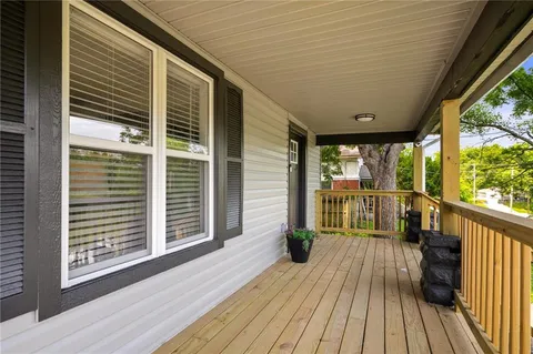 $240,000 | 1227 Garfield Avenue, Kansas City, KS 66104