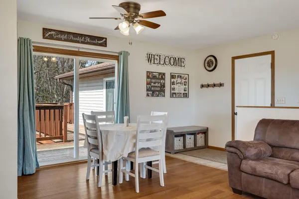$315,000 | S5707 Meadowview Drive, Viroqua, WI 54665