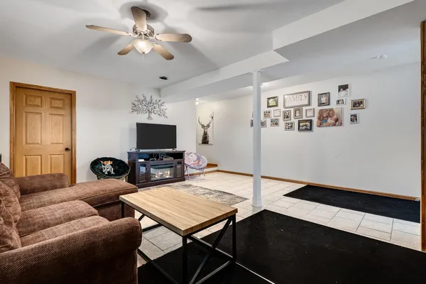 $315,000 | S5707 Meadowview Drive, Viroqua, WI 54665