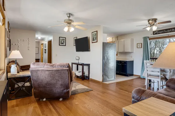 $315,000 | S5707 Meadowview Drive, Viroqua, WI 54665