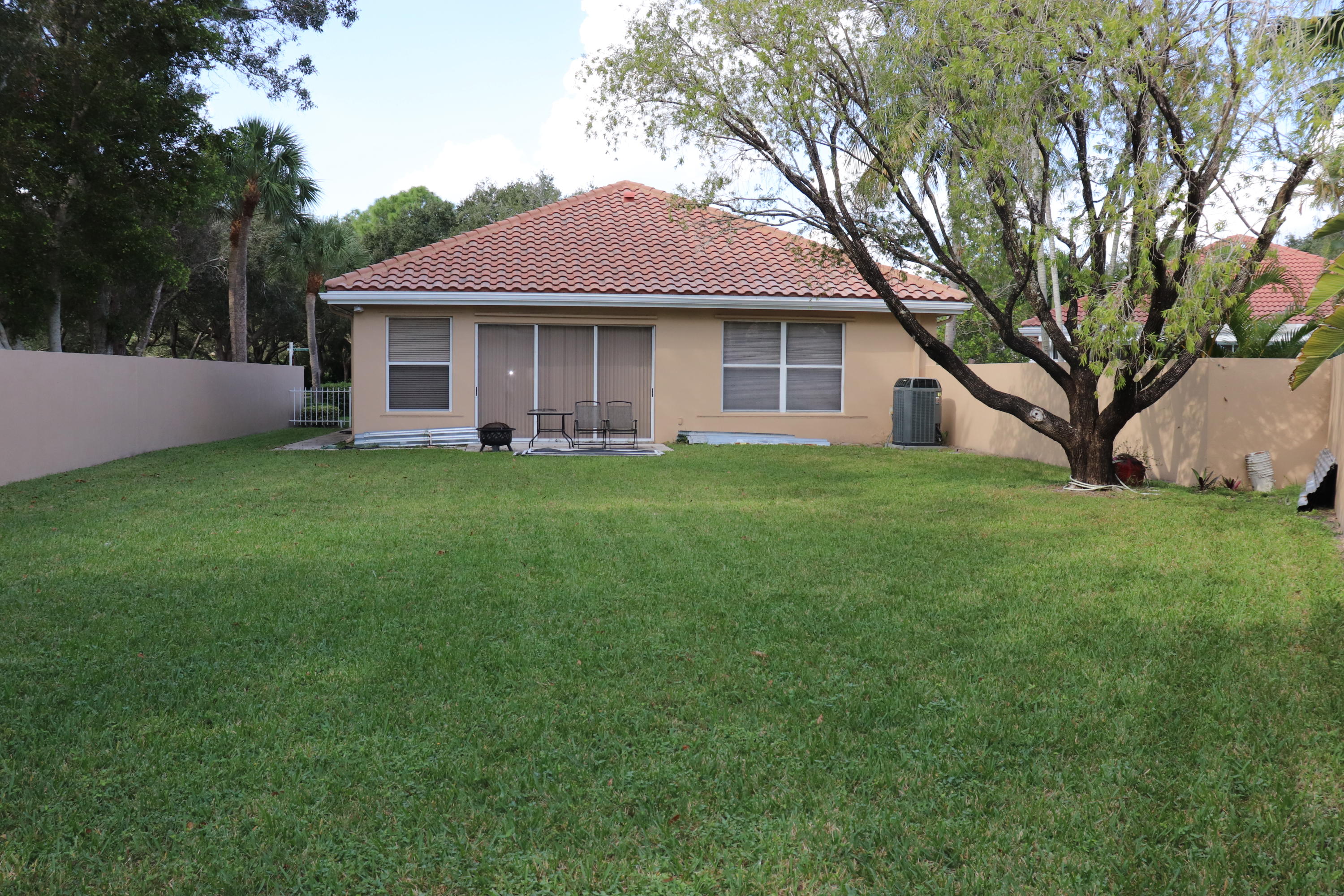 101 East Hampton Way Jupiter, FL 33458 - Photo 8 of 20 2018-12-02 21.28.48