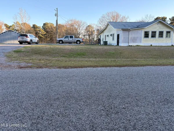 $220,000 | 481 Macedonia Road, Mendenhall, MS 39114