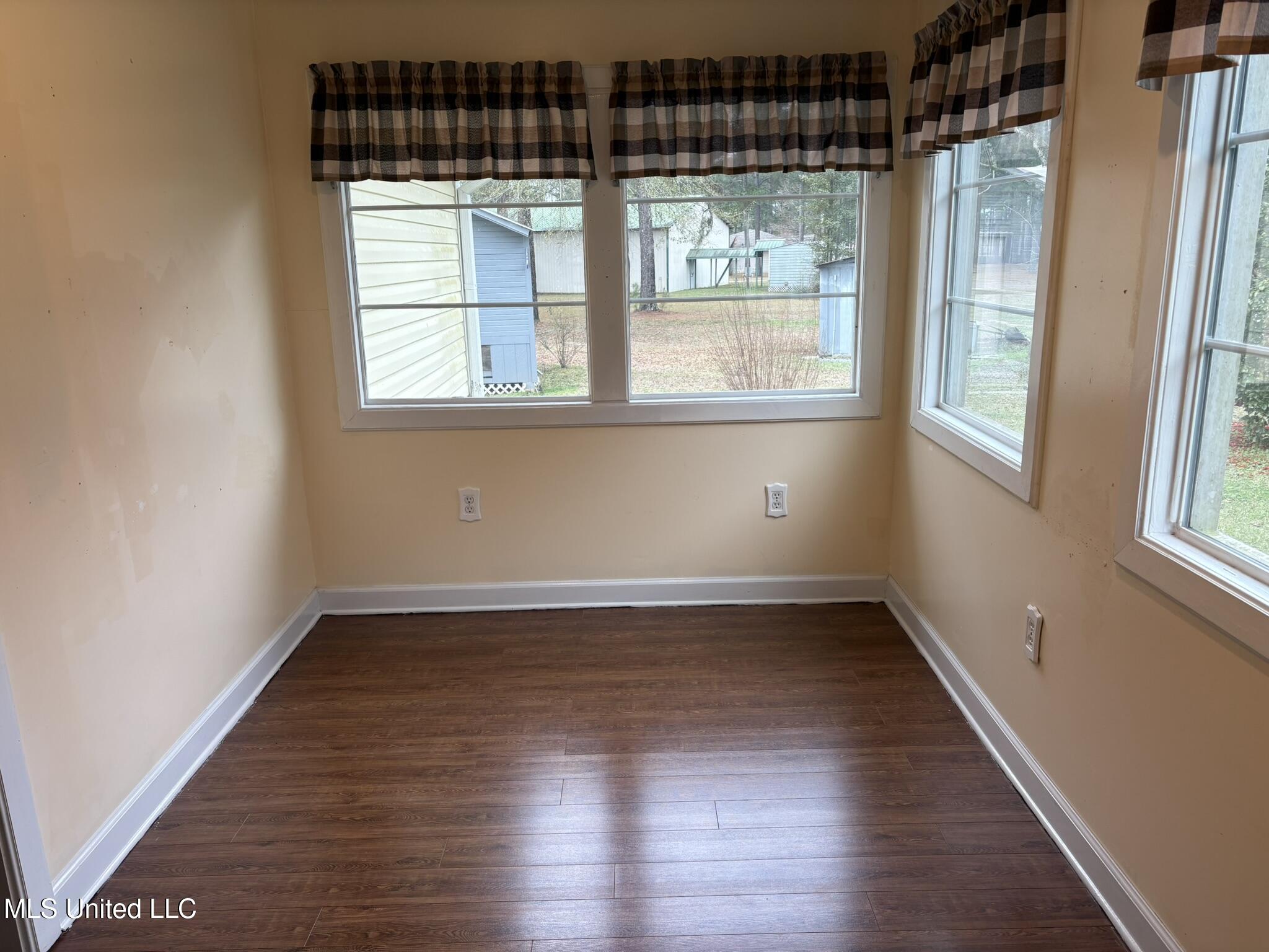 481 Macedonia Road Mendenhall, MS 39114 - Photo 12 of 70 IMG_2880