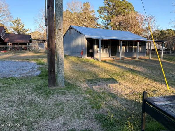 $220,000 | 481 Macedonia Road, Mendenhall, MS 39114