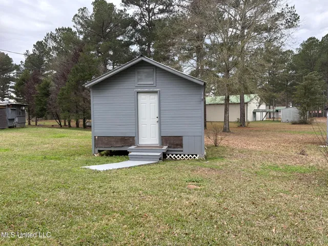 $220,000 | 481 Macedonia Road, Mendenhall, MS 39114