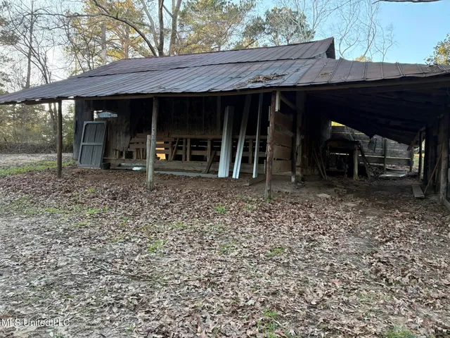 $220,000 | 481 Macedonia Road, Mendenhall, MS 39114
