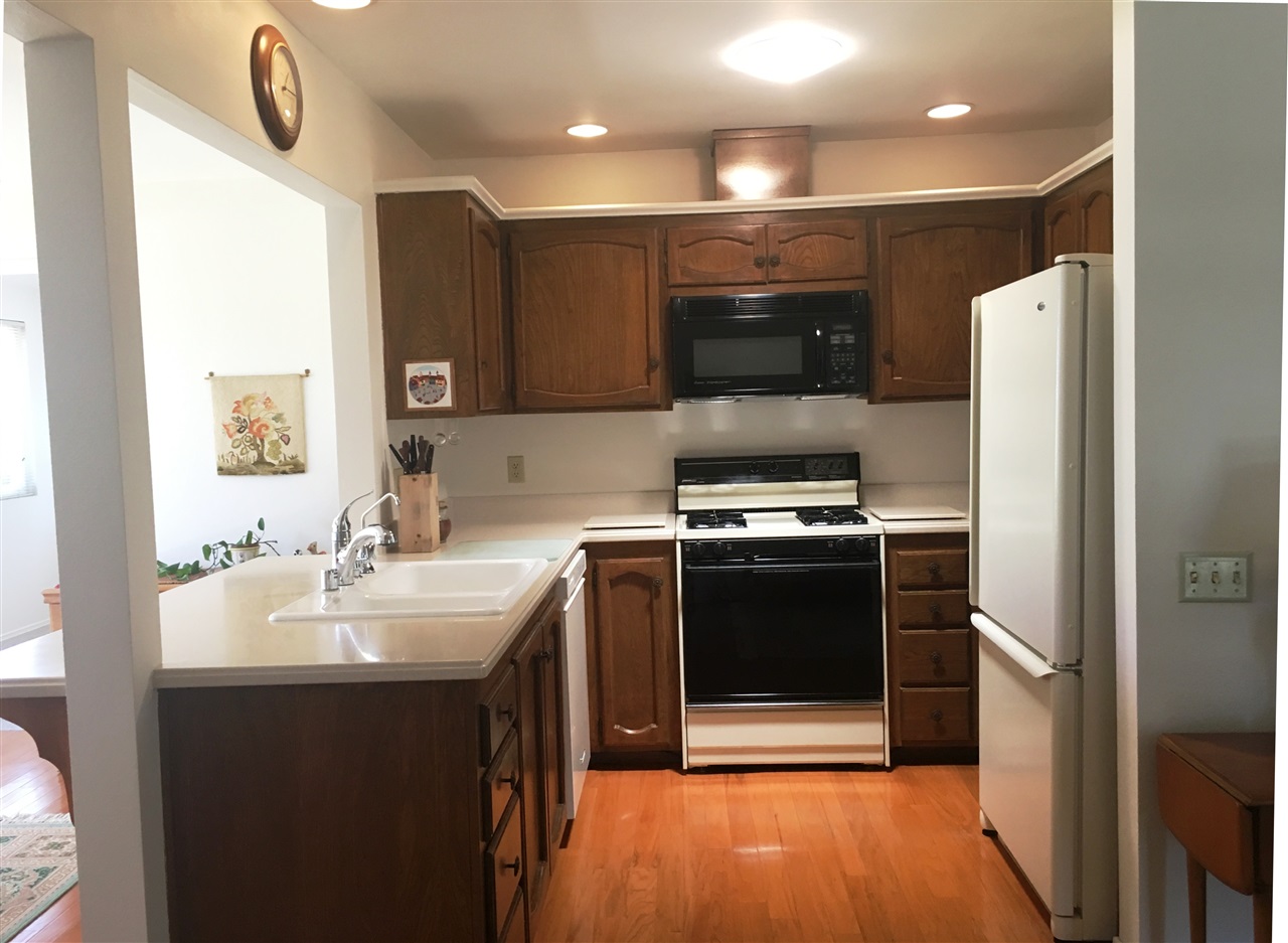 16297 Gabarda Road Rancho Bernardo, CA 92128 - Photo 4 of 25