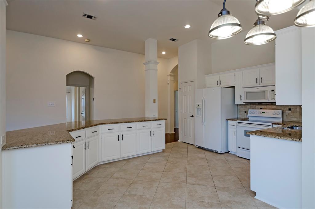 7936 Lancelot Road Frisco, TX 75035 - Photo 8 of 25