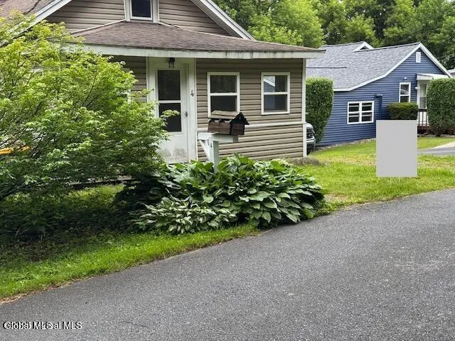 $149,900 | 4 Yates Street, Brunswick, NY 12180