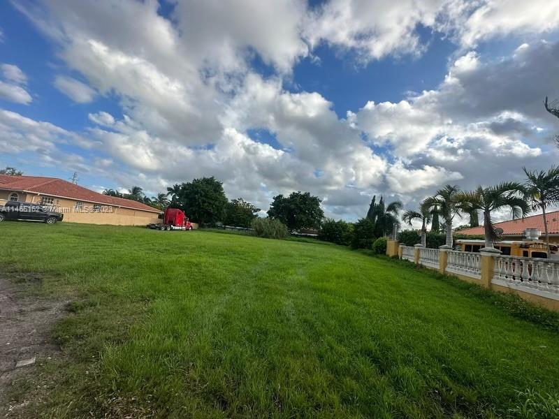 12720 Southwest 188th Street Miami, FL 33177 - Photo 3 of 5 a view of a garden with houses