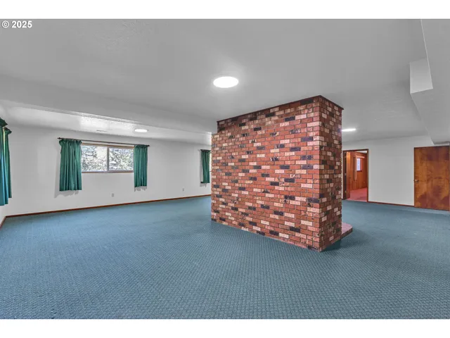 $534,000 | 267 Mountain View, Glide, OR 97443