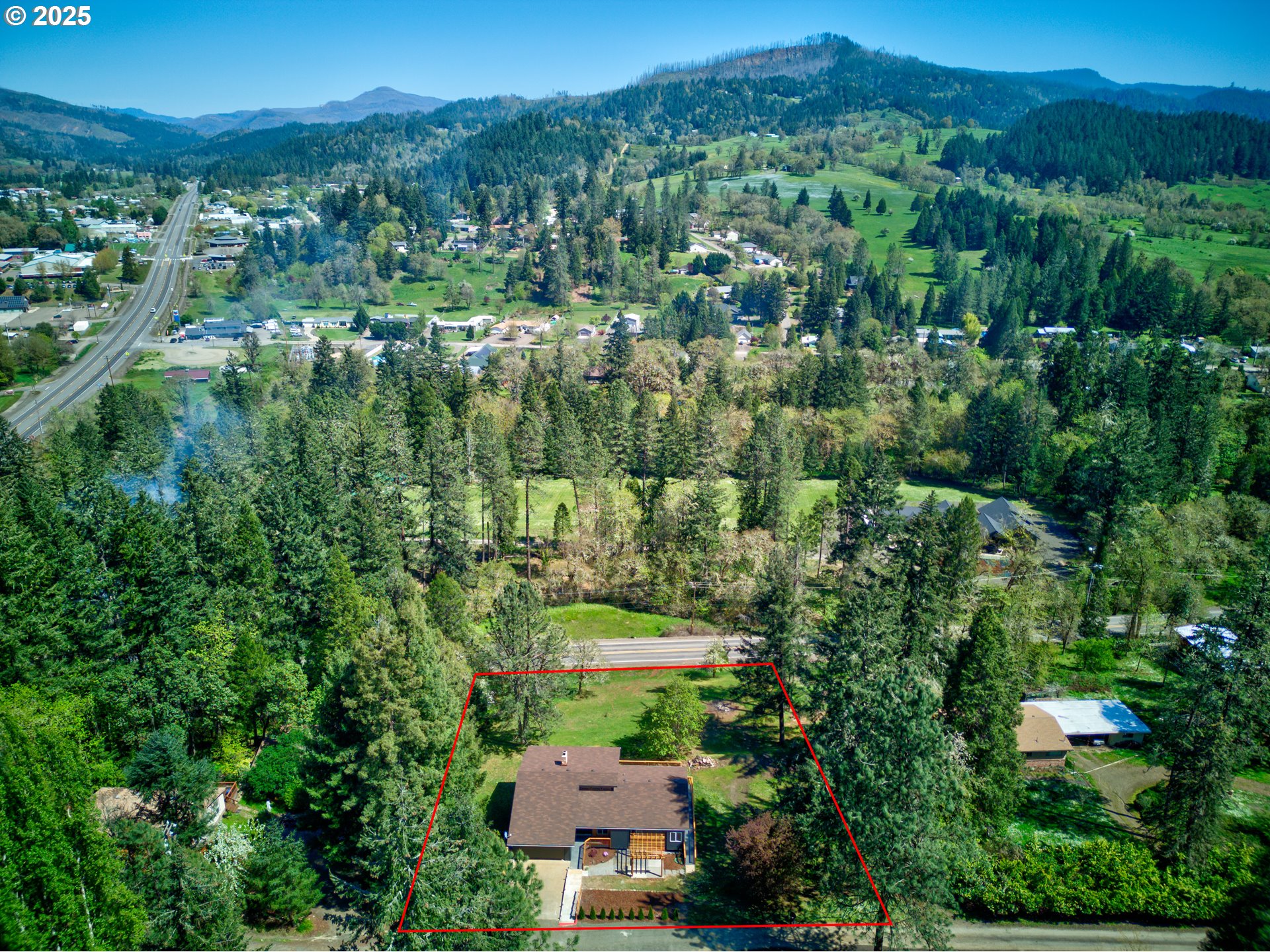 267 Mountain View Glide, OR 97443 - Photo 29 of 44