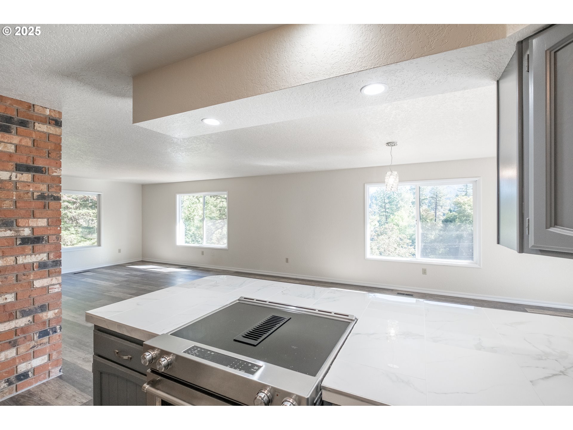 267 Mountain View Glide, OR 97443 - Photo 41 of 44