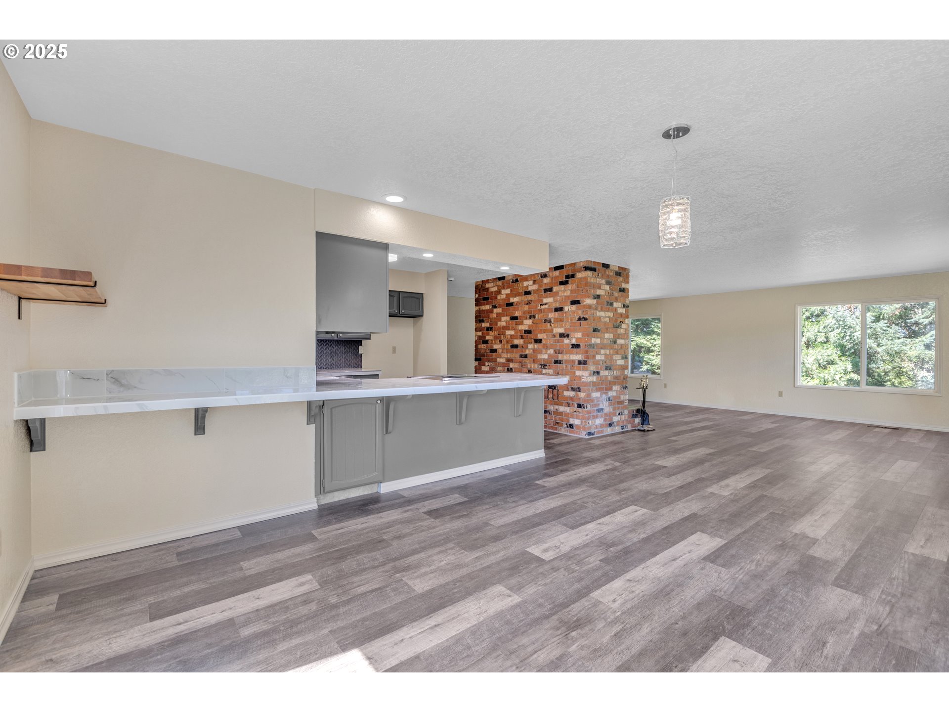 267 Mountain View Glide, OR 97443 - Photo 8 of 44