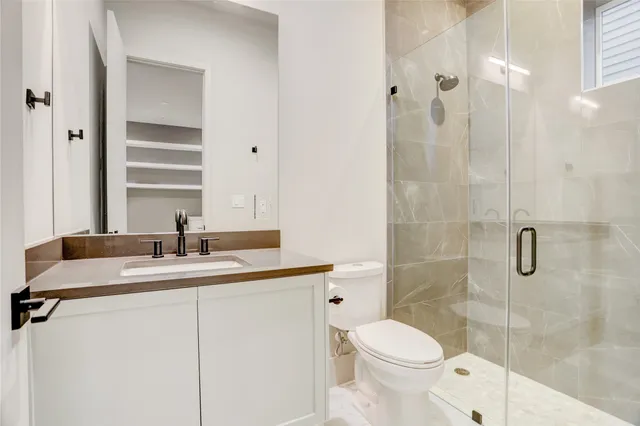 $6,250 | 1116 Peden Street, Houston, TX 77006