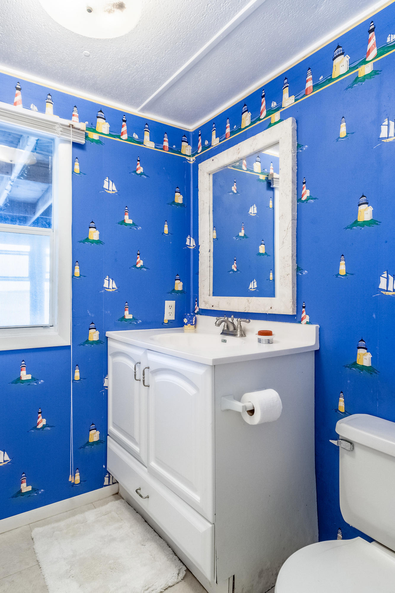 27941 Porgie Path Summerland Key, FL 33042 - Photo 24 of 38 BATHROOM 1