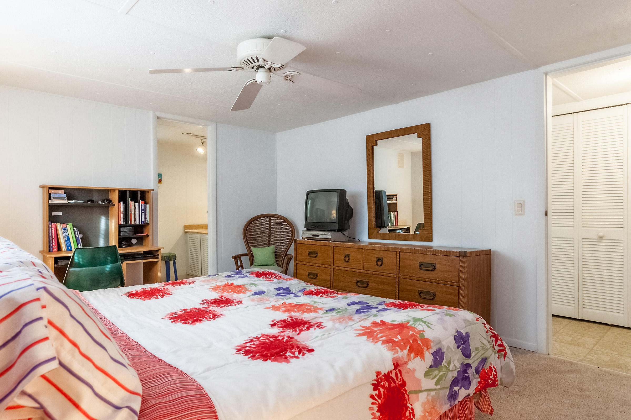 27941 Porgie Path Summerland Key, FL 33042 - Photo 27 of 38 MASTER BEDROOM