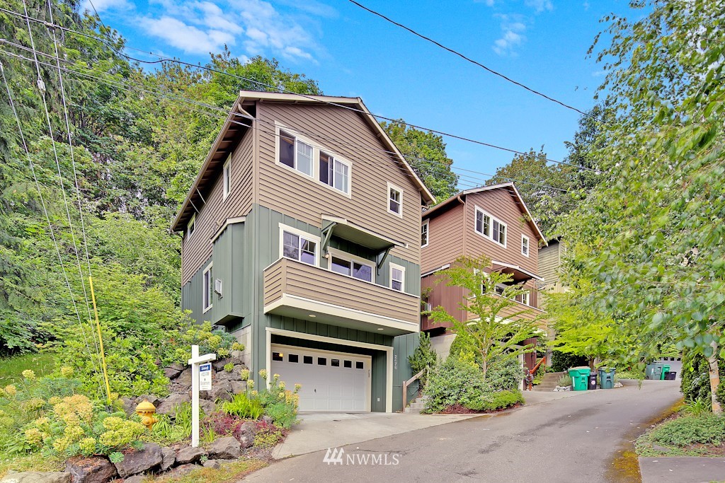 2476 Southwest Webster Street Seattle, WA 98106 - Photo 1 of 18 Gallery Image 1