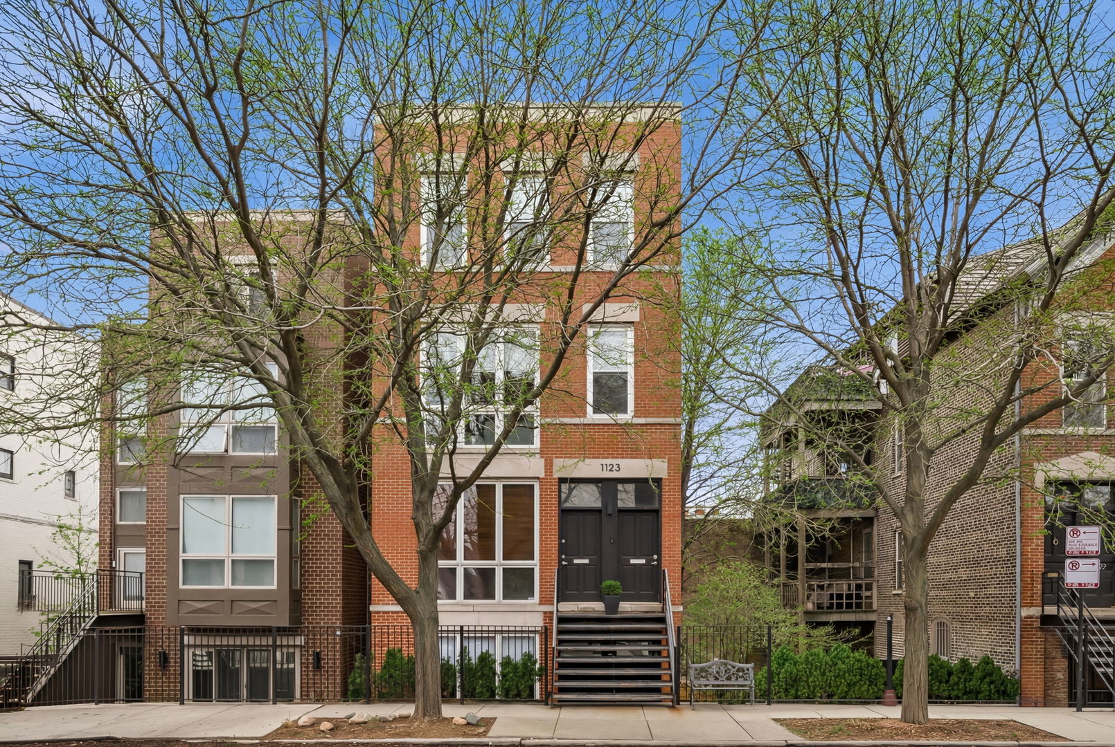 1123 West Chestnut Street, Unit 2E Chicago, IL 60642 - Photo 1 of 18