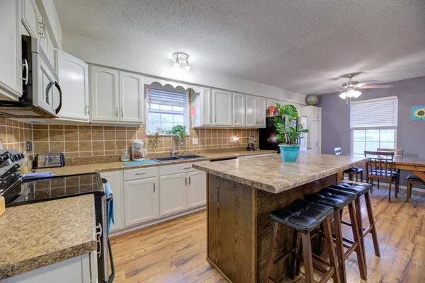 $175,000 | 1114 Red Sky Court, Winfield, KS 67156