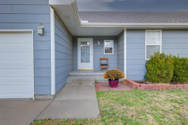 $175,000 | 1114 Red Sky Court, Winfield, KS 67156