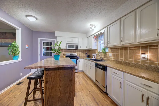 $175,000 | 1114 Red Sky Court, Winfield, KS 67156